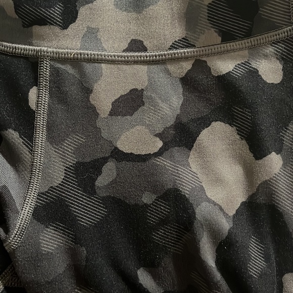 Athleta girl brown/ black camo leggings - Picture 4 of 4